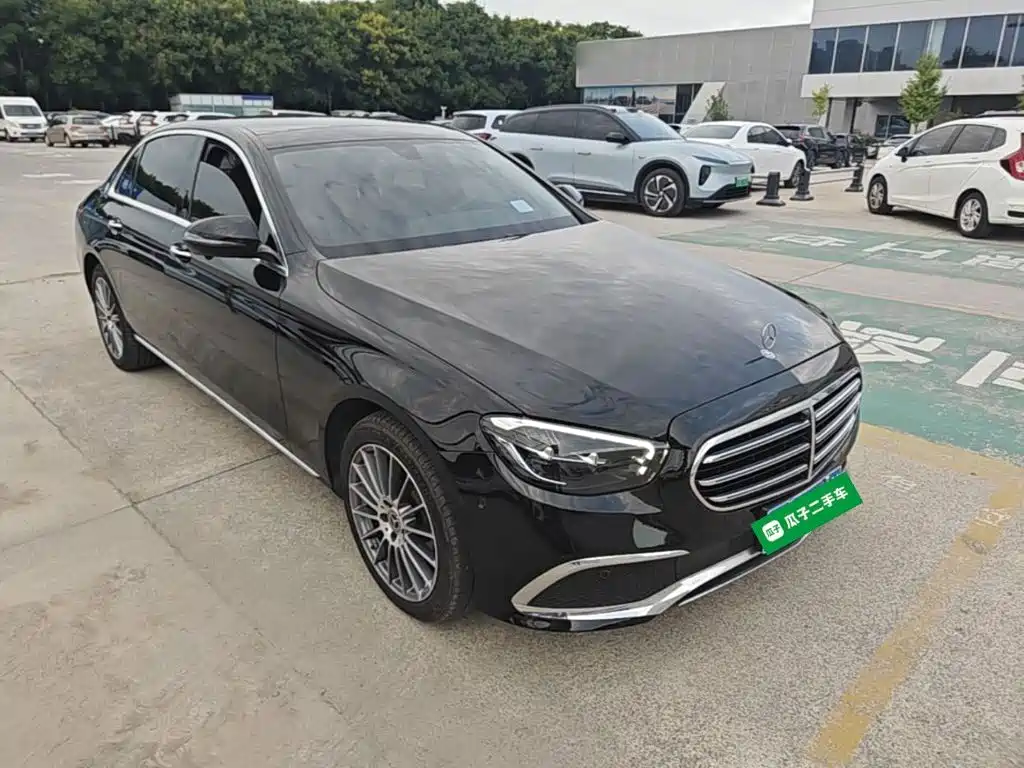 Mercedes-Benz E-Class — миниатюра 4