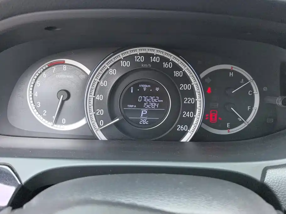 Honda Accord — миниатюра 14