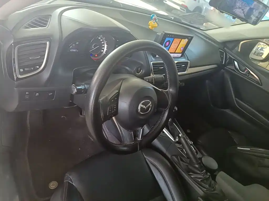 Mazda 3 Axela — миниатюра 11