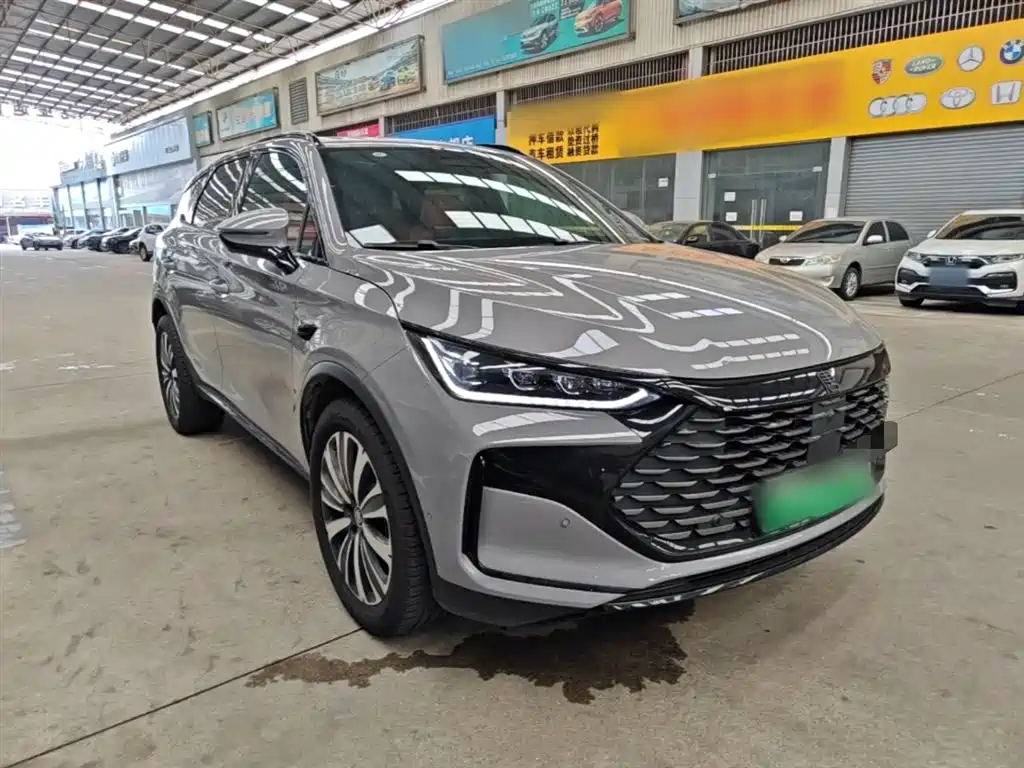 BYD Tang 2025 Smart Drive DM-i 175KM