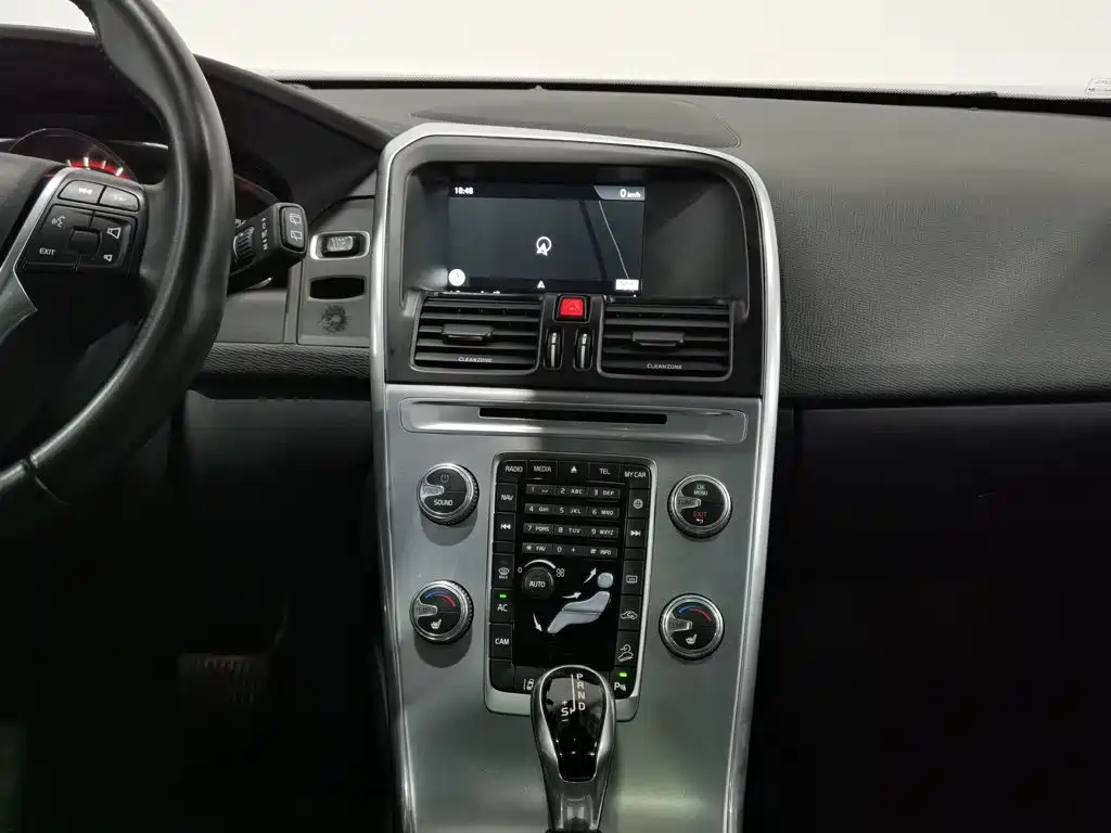 Volvo XC60 — миниатюра 12