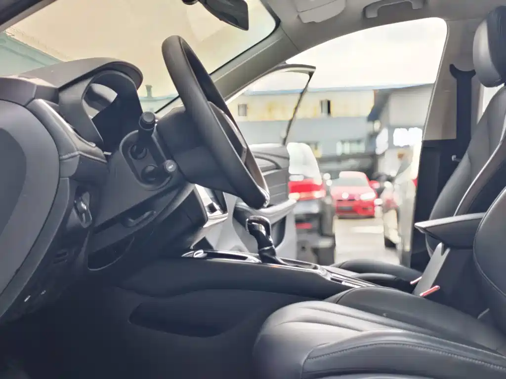 Roewe i5 — миниатюра 11