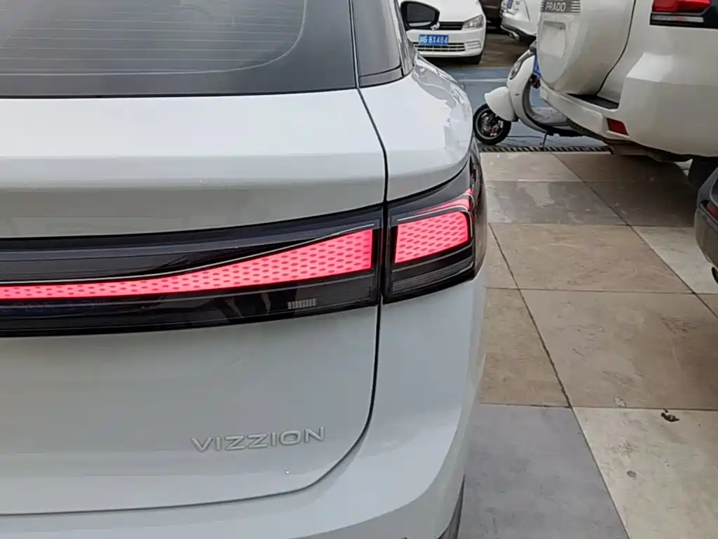 Volkswagen ID.7 VIZZION — миниатюра 8