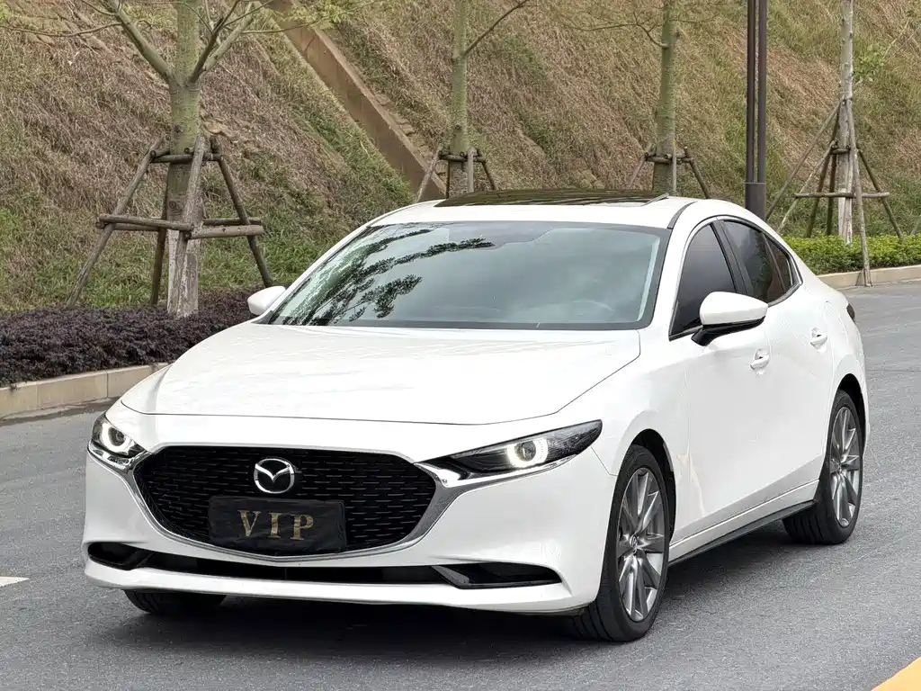 Mazda 3 Axela 2021
