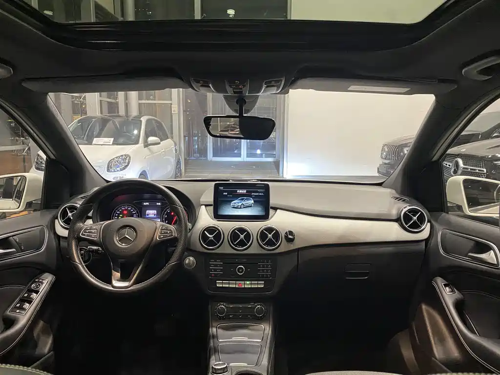 Mercedes-Benz B-Class B 2015 B 200