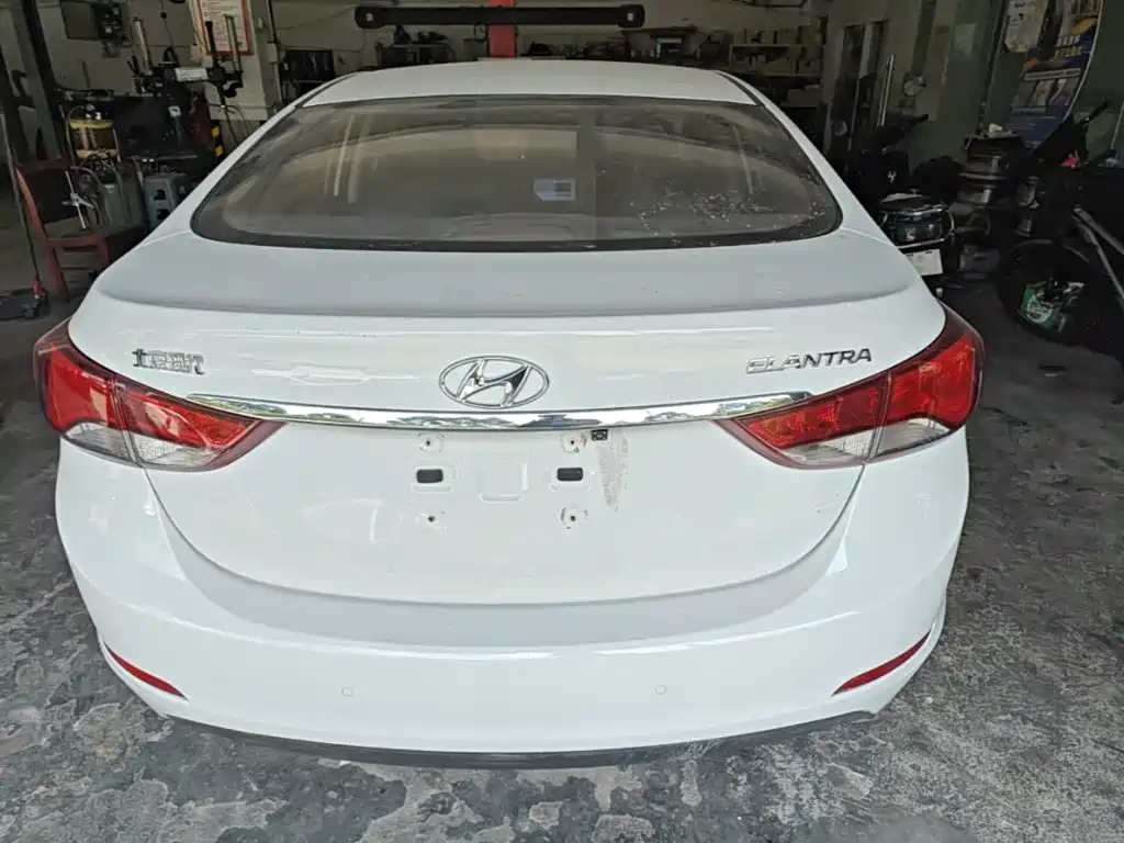 Hyundai Elantra Langdong — миниатюра 6