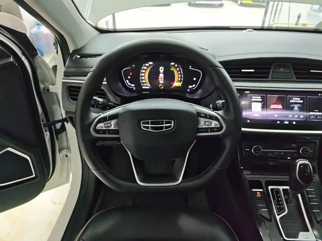 Geely Emgrand GL — миниатюра 11