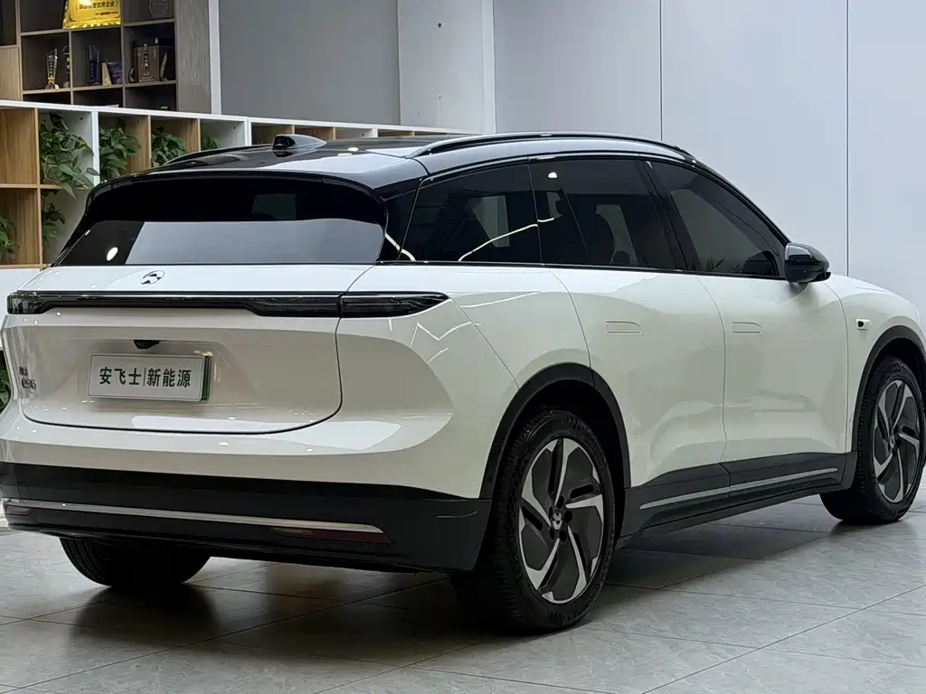 NIO ES6 — миниатюра 15
