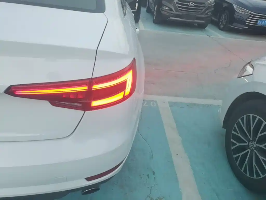 Audi A4L — миниатюра 8