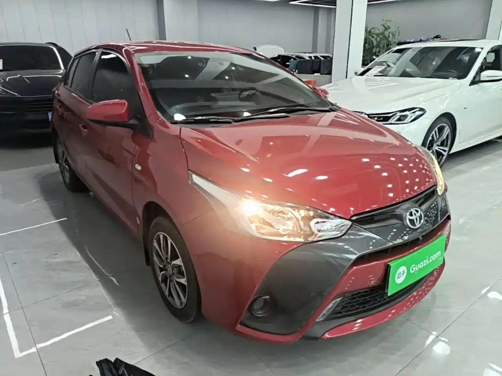 Toyota Yaris L — миниатюра 4