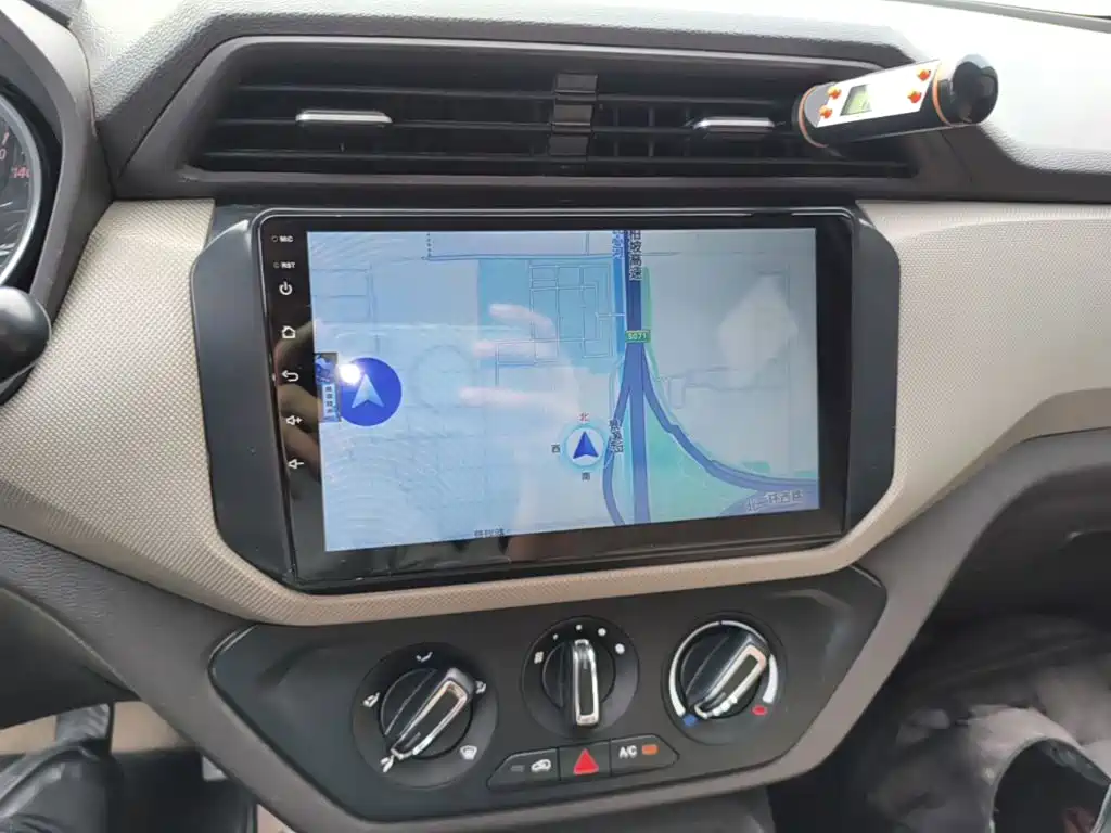 Wuling Hongguang — миниатюра 13