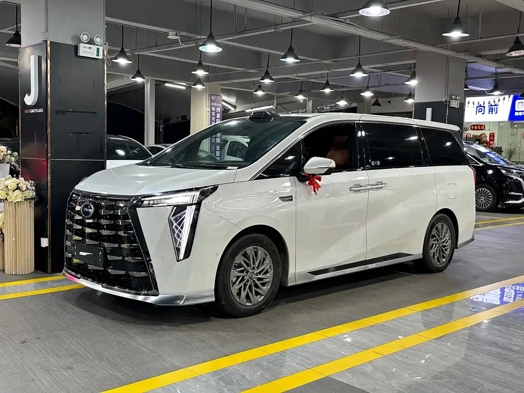 GAC TRUMPCHI YEARNING FOR M8