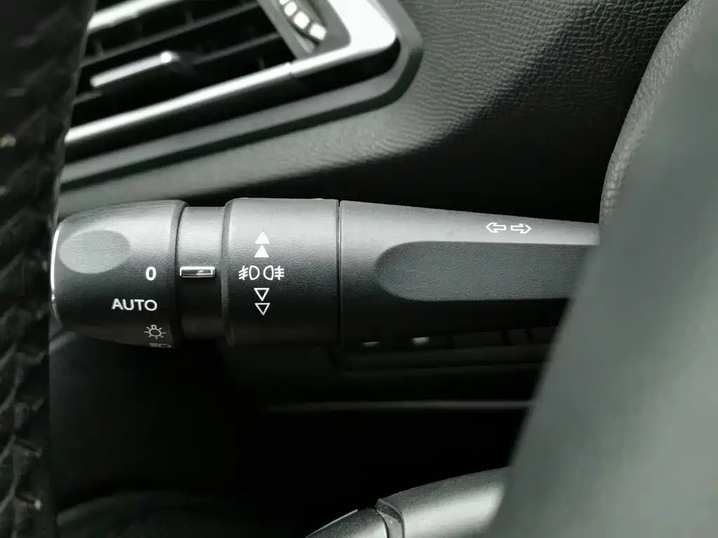 Peugeot 308S — миниатюра 21