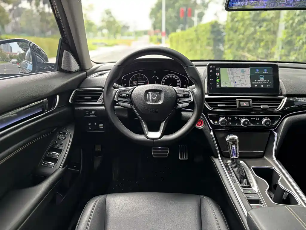Honda Accord — миниатюра 14