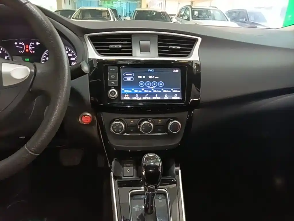 Nissan Sylphy — миниатюра 13