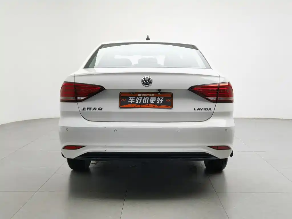 Volkswagen Lavida — миниатюра 4