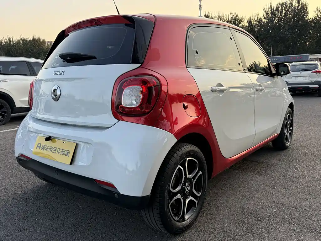 smart Smart Forfour — миниатюра 6