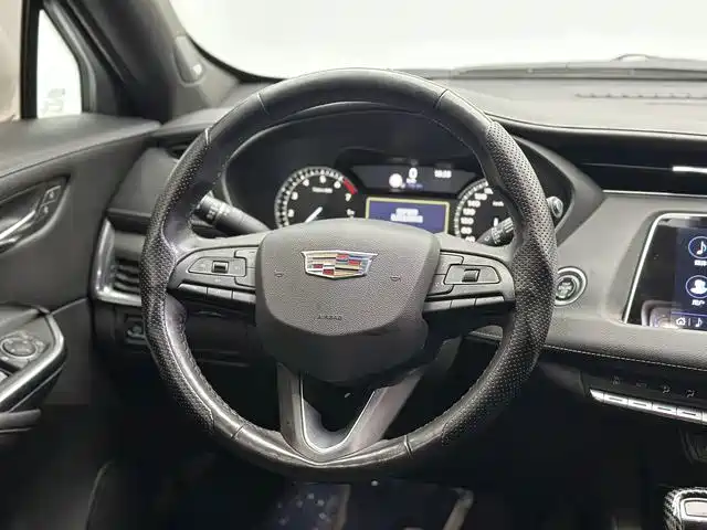 Cadillac XT4 — миниатюра 14