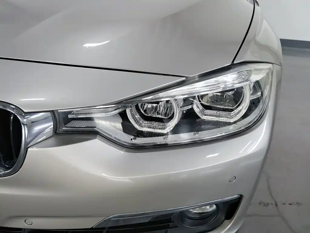 BMW 3 Series — миниатюра 7