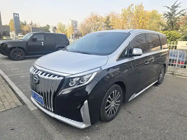 GAC TRUMPCHI M8