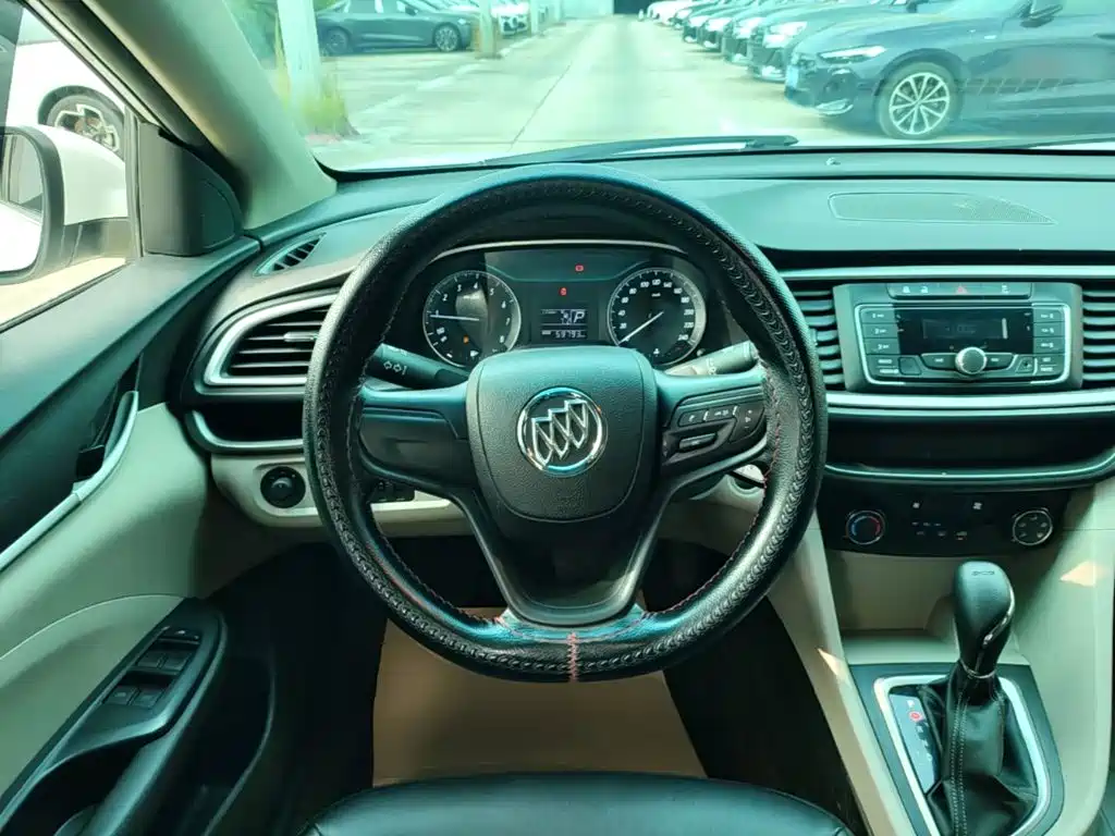 Buick Excelle — миниатюра 11