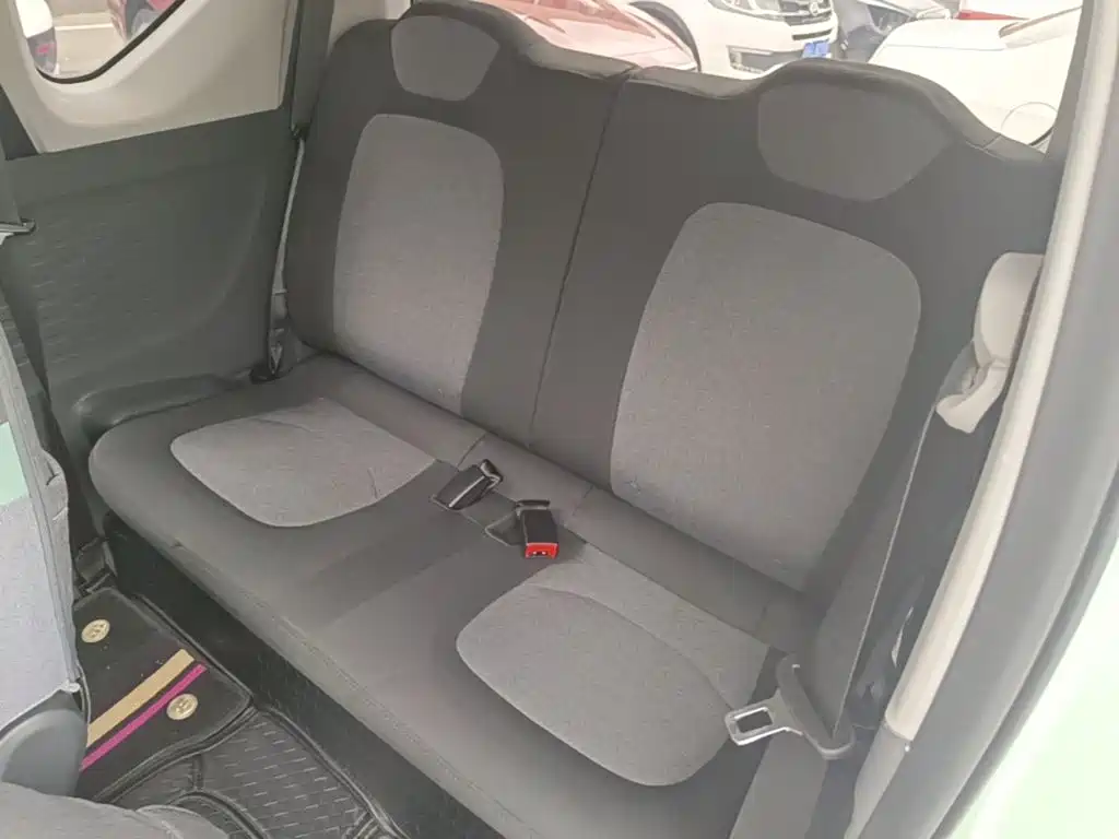 Wuling MINIEV — миниатюра 17