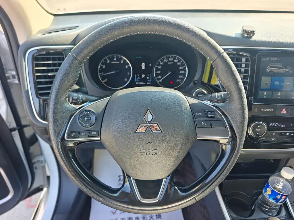 Mitsubishi Outlander — миниатюра 12