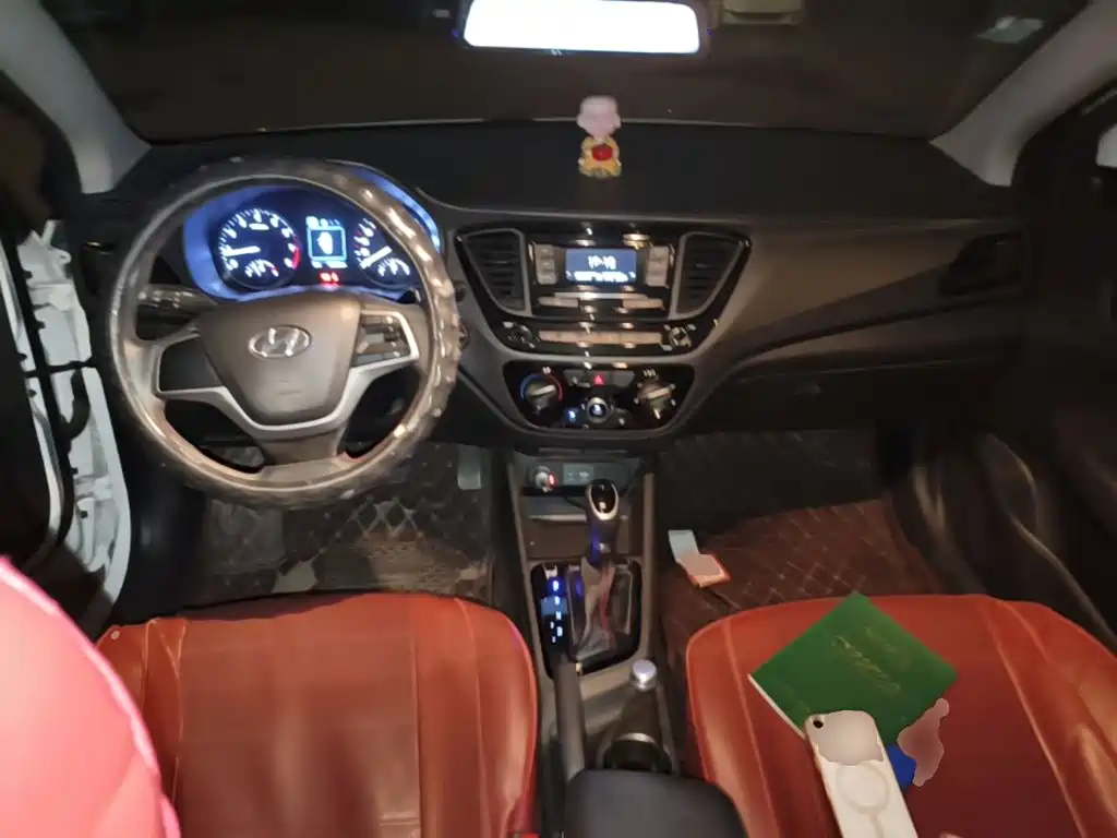 Hyundai Verna — миниатюра 10