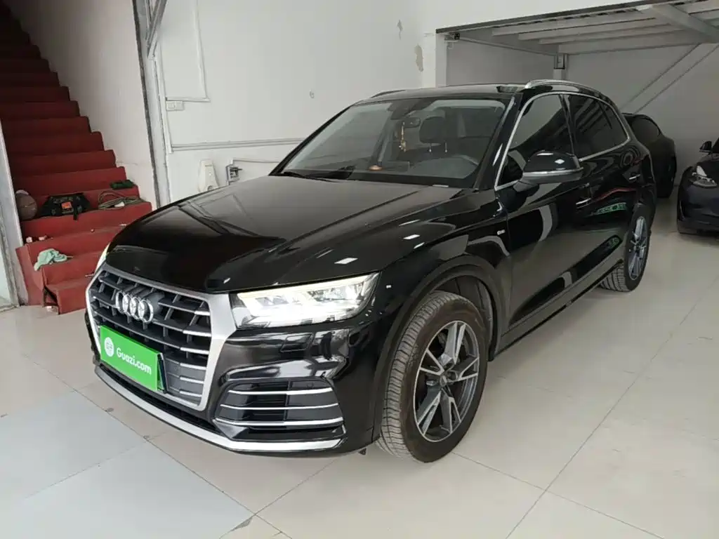 Audi Q5L — миниатюра 2
