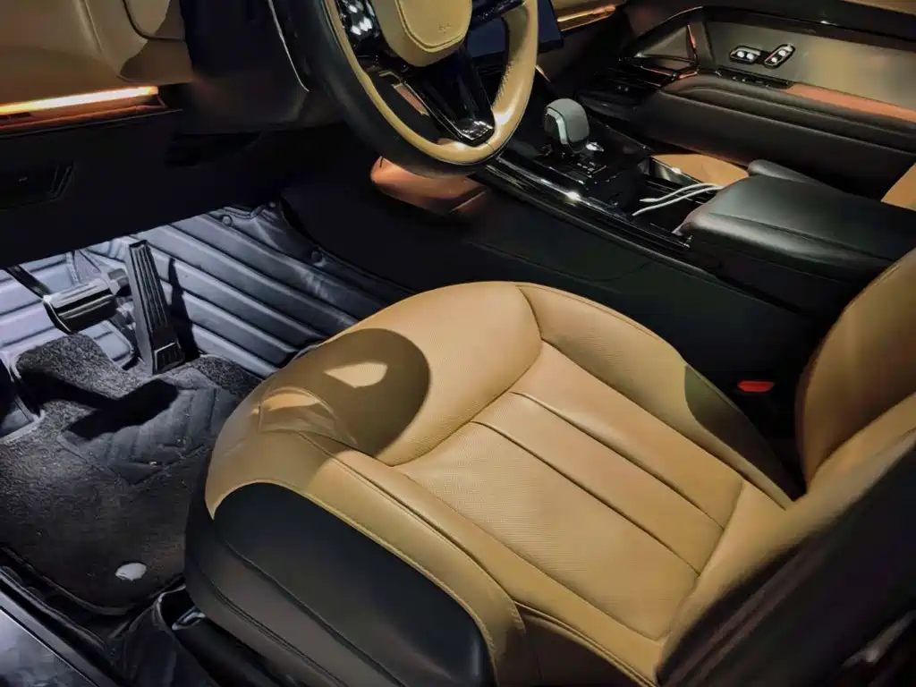 Land Rover Sport — миниатюра 3