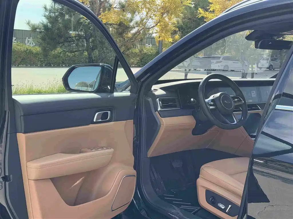 Li Auto Li ONE — миниатюра 10