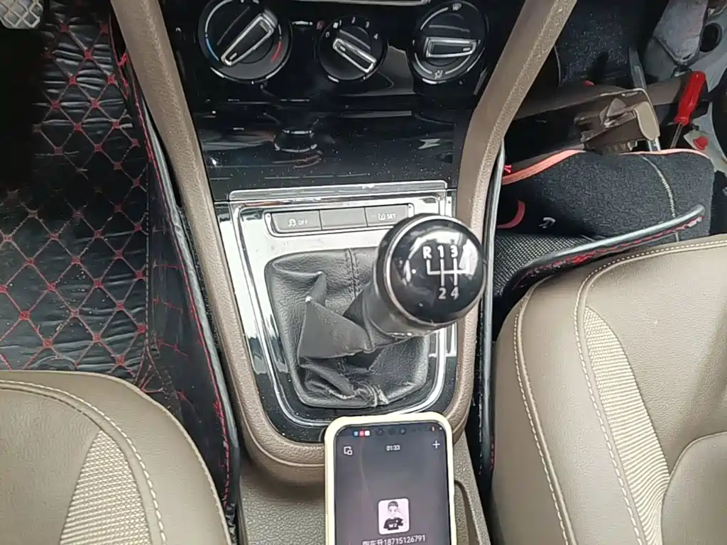 Volkswagen Bora — миниатюра 14