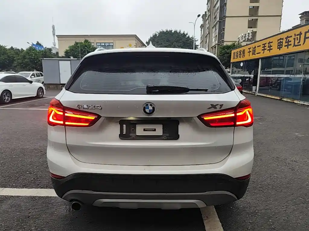 BMW X1 — миниатюра 6