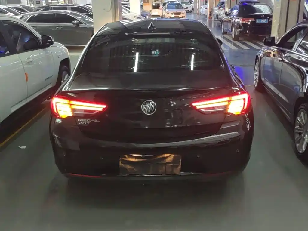 Buick Regal — миниатюра 6