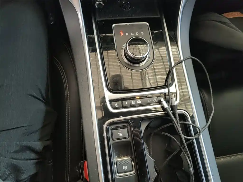 Jaguar XEL — миниатюра 14