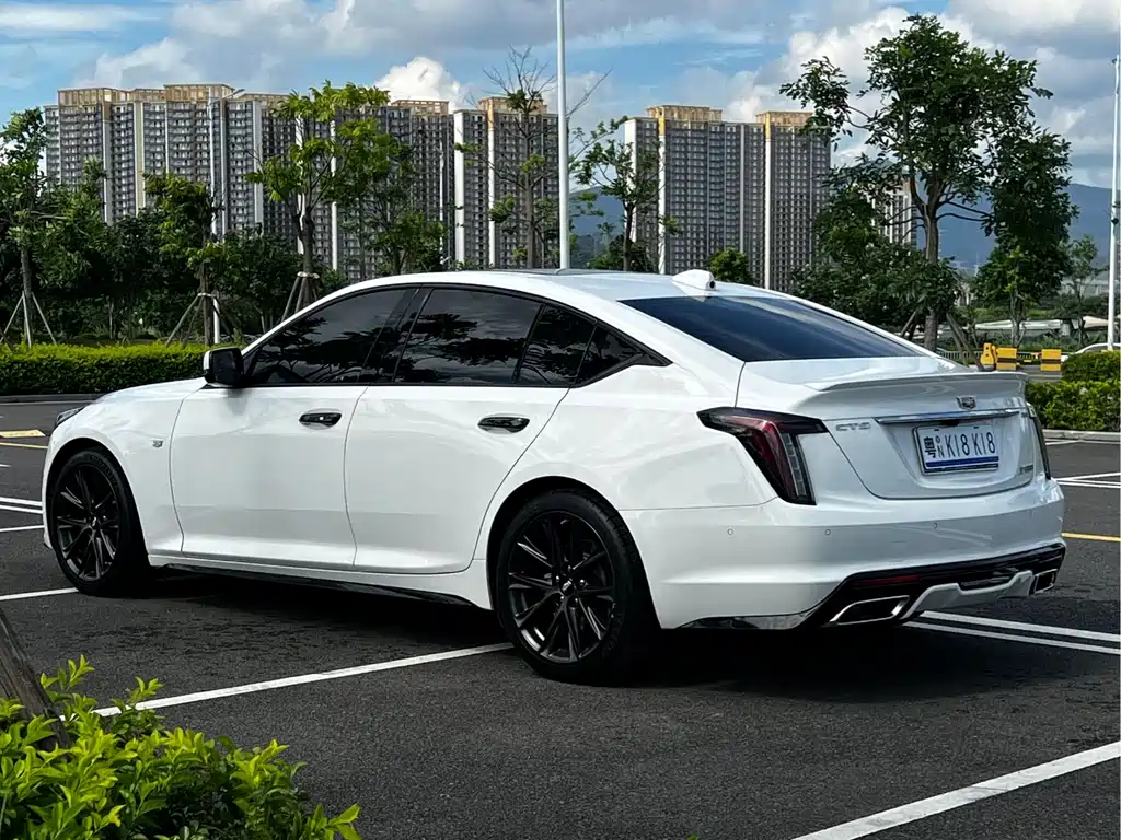 Cadillac CT5 2022 28T