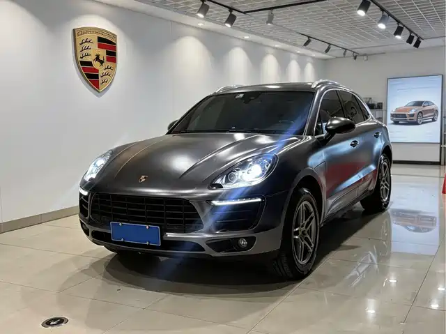 PORSCHE MACAN 2018