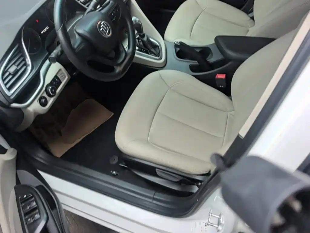Buick Excelle — миниатюра 15