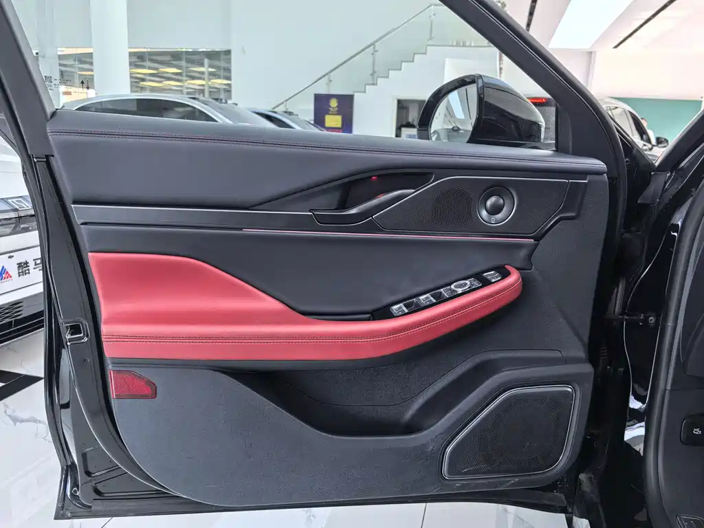 Lincoln Z — миниатюра 4