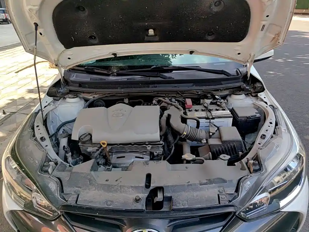 Toyota Yaris L — миниатюра 20