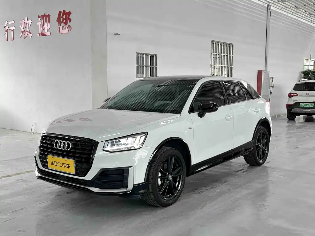 Audi Q2L 2021