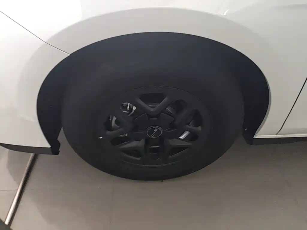 BYD Seal 05 DM-i — миниатюра 23