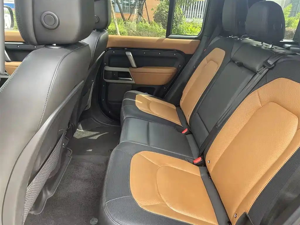 Land Rover Defender — миниатюра 14