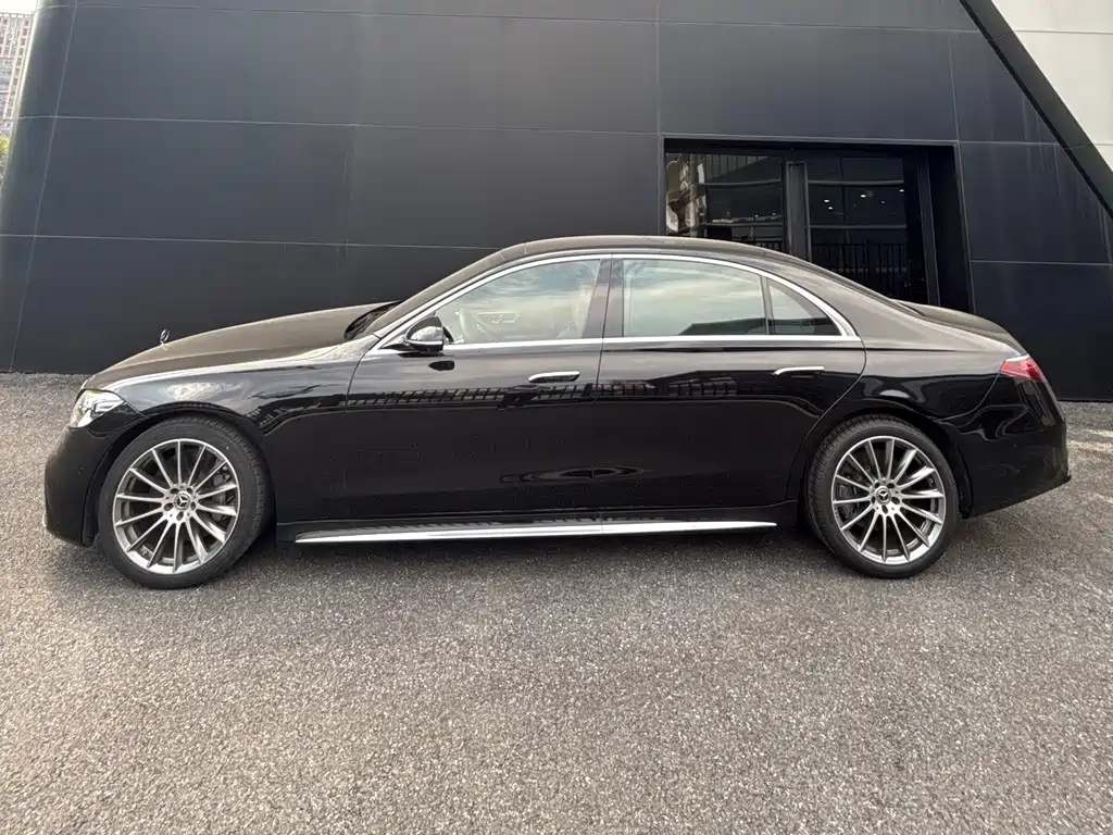 Mercedes-Benz S-Class — миниатюра 3
