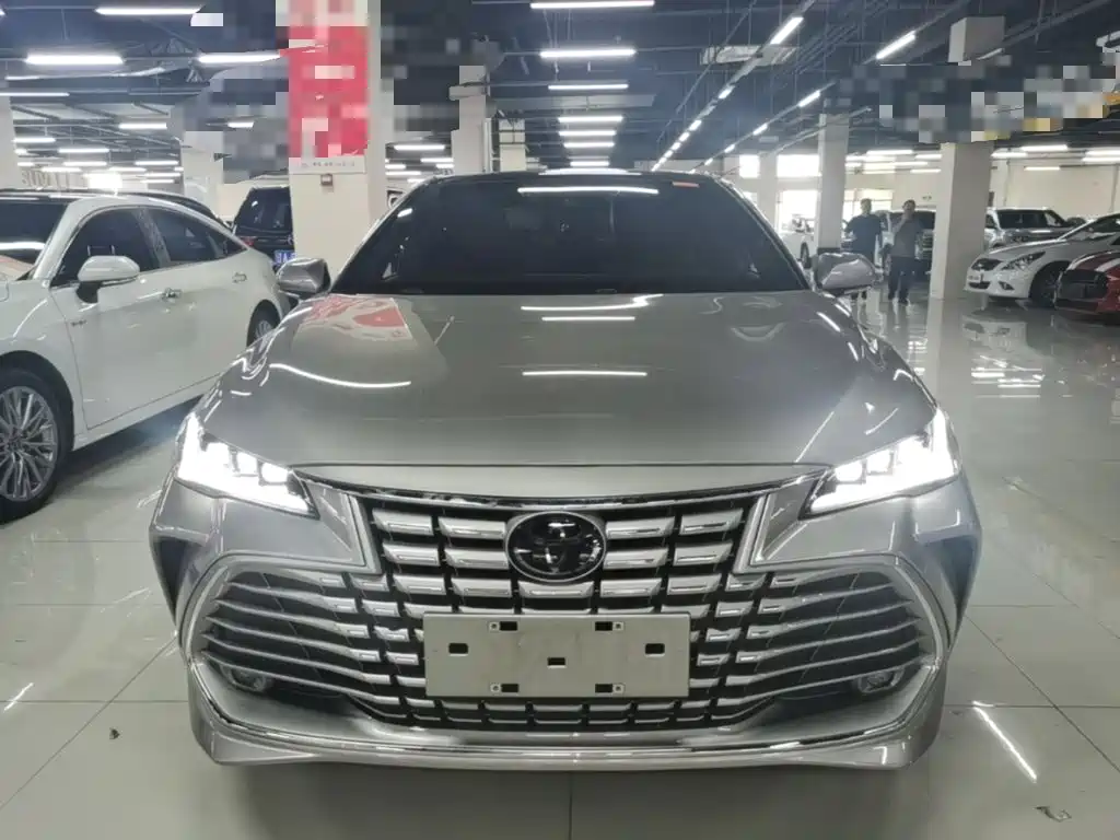 Toyota Avalon — миниатюра 3