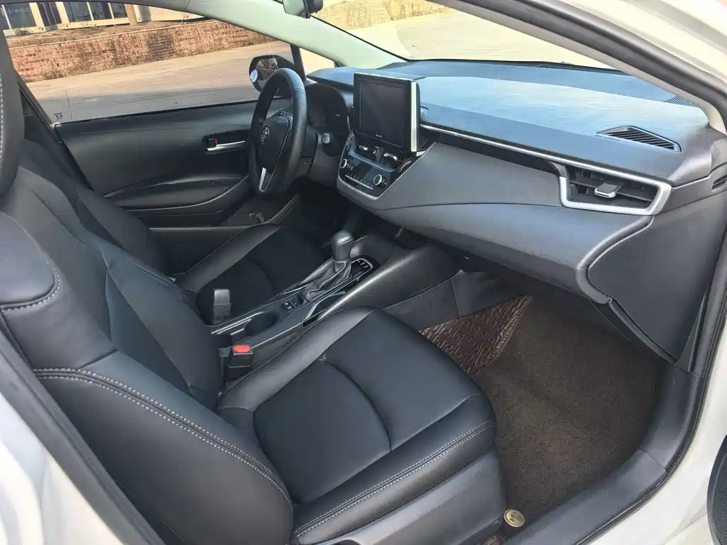 Toyota Corolla — миниатюра 10