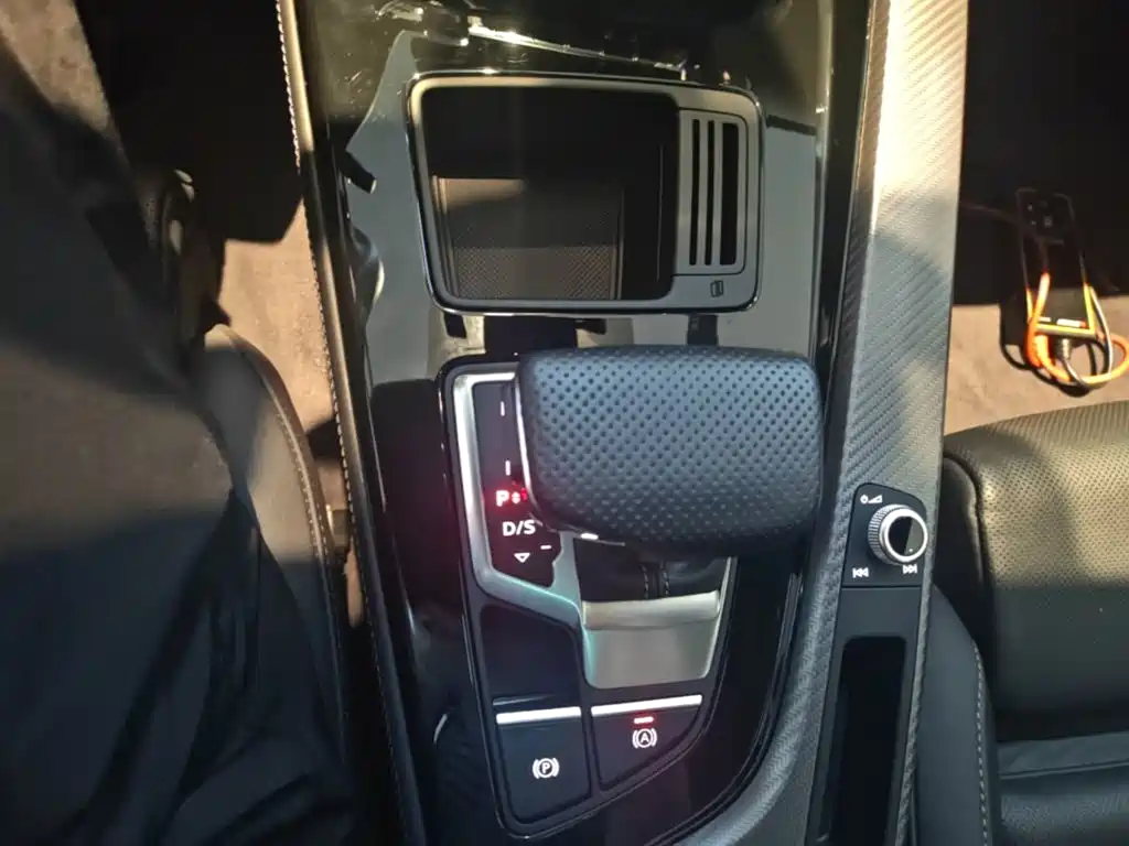 Audi A4L — миниатюра 14