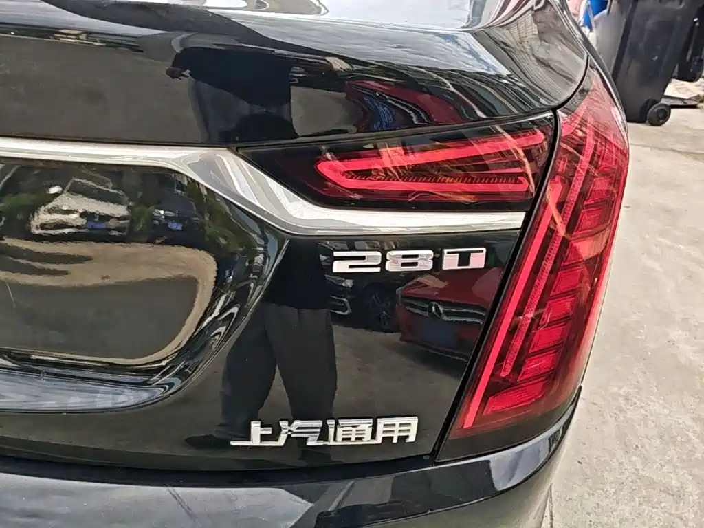 Cadillac CT6 — миниатюра 8