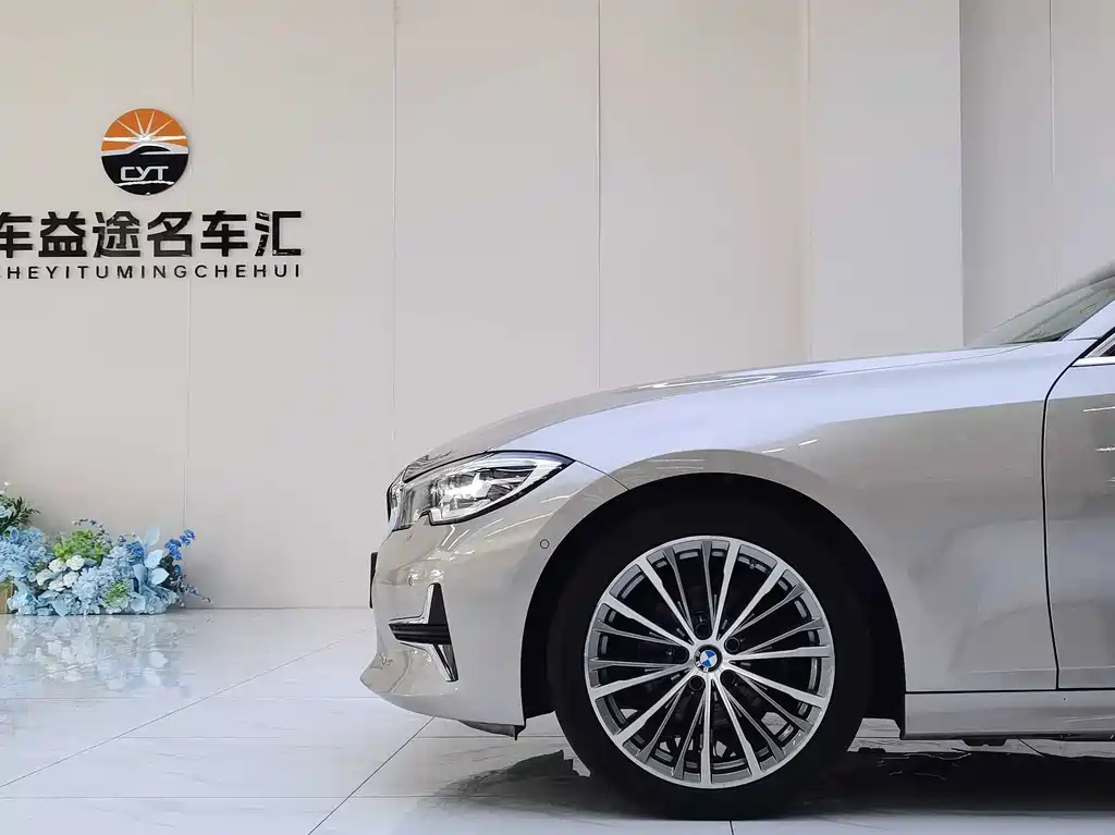 BMW 3 Series 3 2020 325Li
