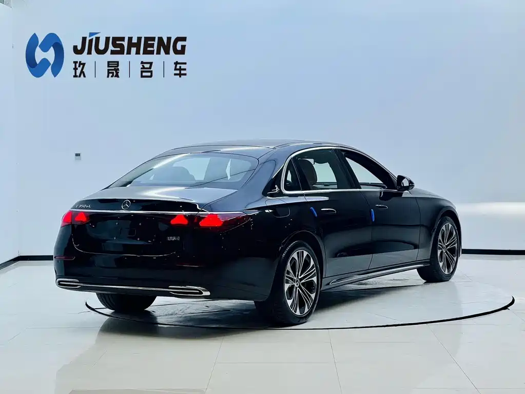 Mercedes-Benz E-Class New Energy — миниатюра 7